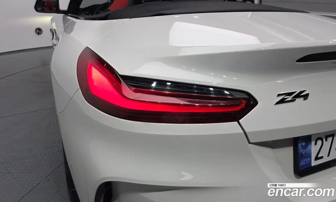 BMW Z4 2024 2.0 автомат (гидро), фото 9