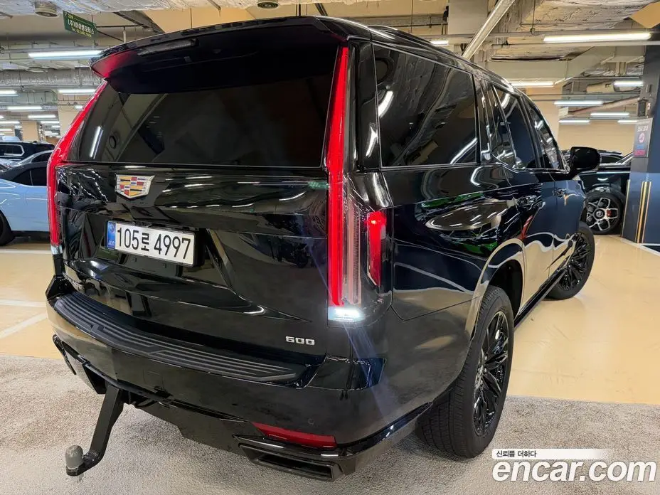Cadillac Escalade 2023 6.2 автомат (гидро), фото 5