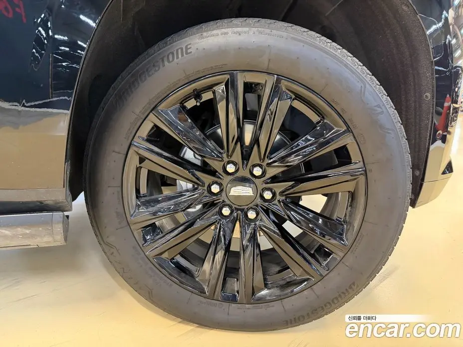 Cadillac Escalade 2023 6.2 автомат (гидро), фото 7