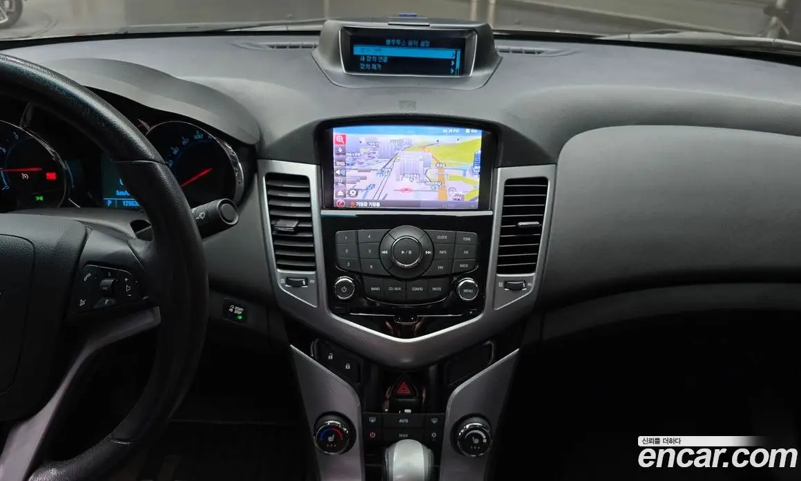 Chevrolet Cruze 2011 1.8 автомат (гидро), фото 14