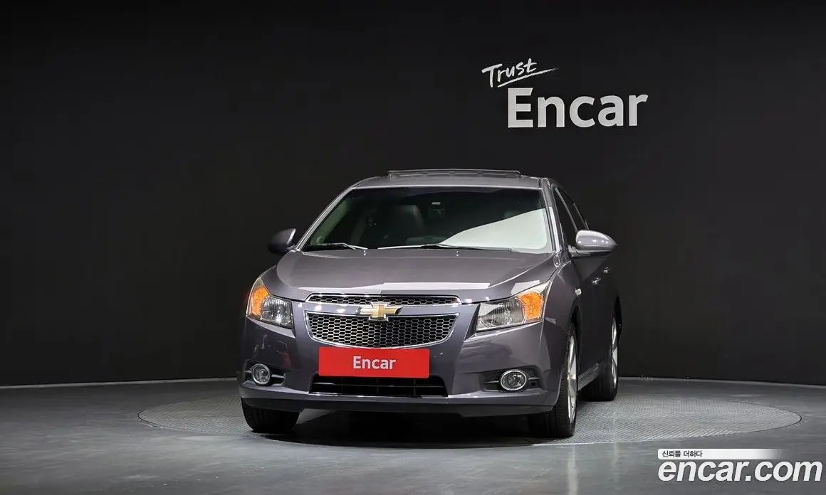 Chevrolet Cruze 2011 1.8 автомат (гидро), фото 3