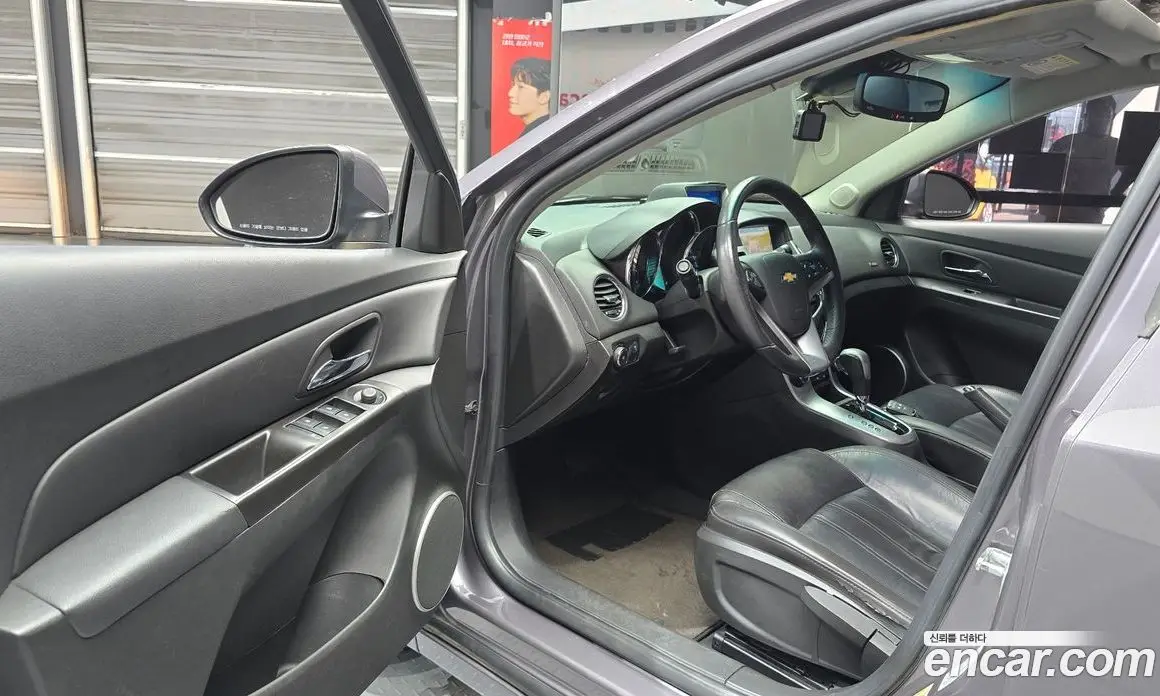 Chevrolet Cruze 2011 1.8 автомат (гидро), фото 10