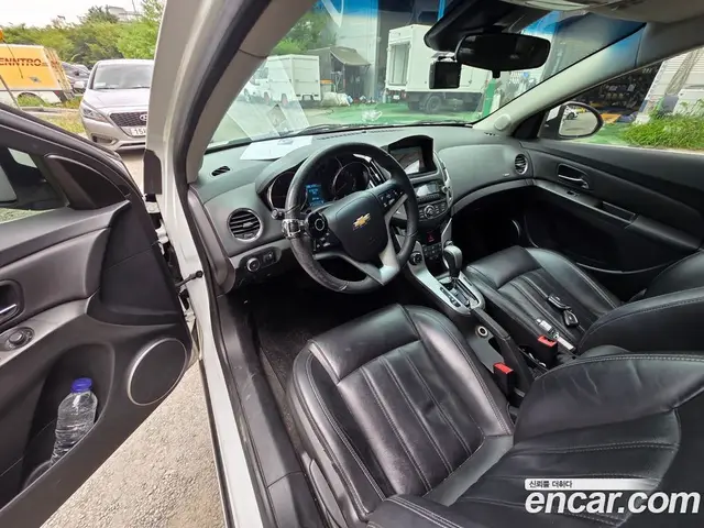 Chevrolet Cruze 2016 1.6 автомат (гидро), миниатюра 7