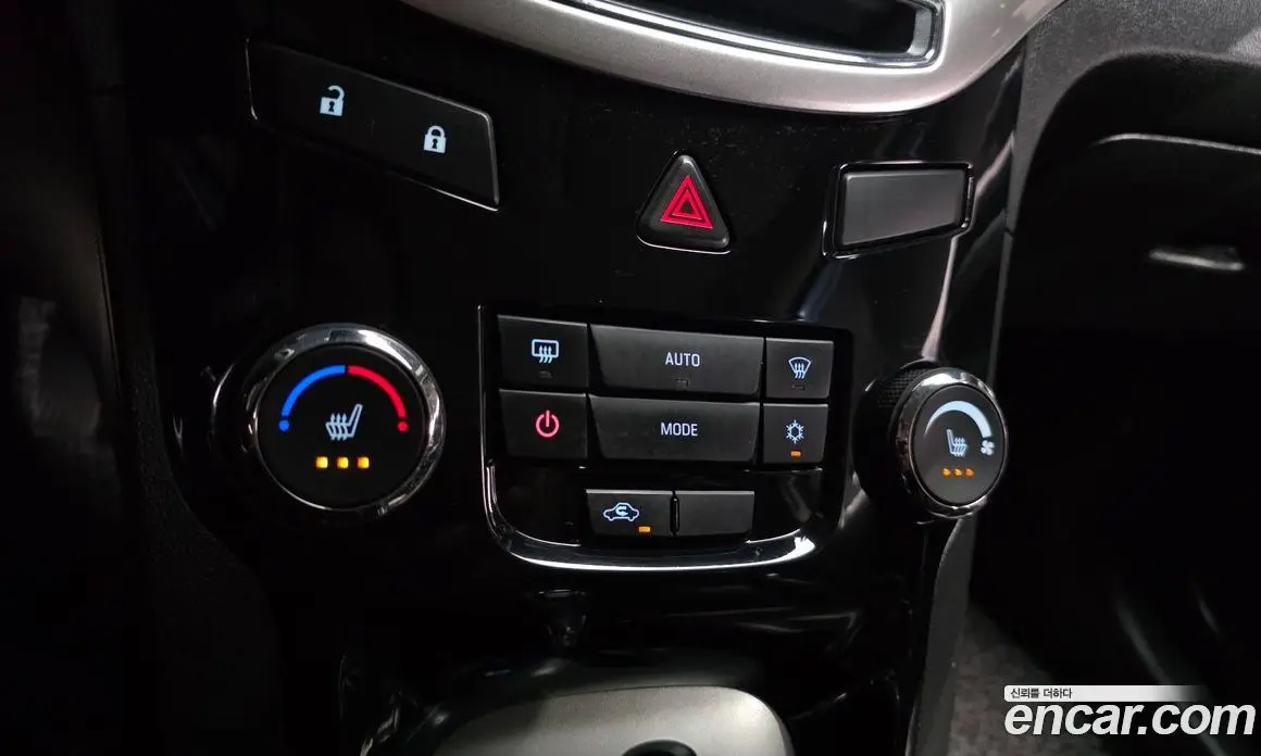 Chevrolet Orlando 2015 2.0 автомат (гидро), фото 16