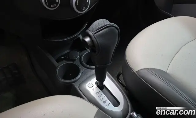 Chevrolet Spark 2012 1.0 автомат (гидро), миниатюра 12