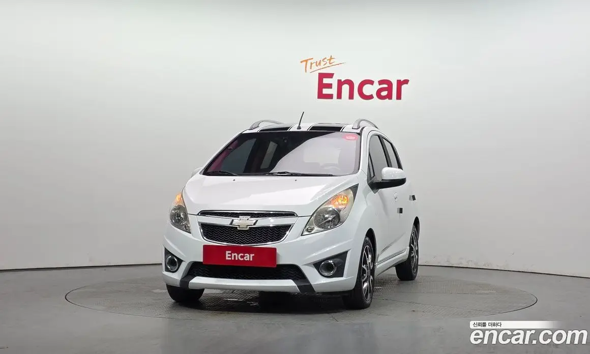 Chevrolet Spark 2012 1.0 автомат (гидро), фото 3