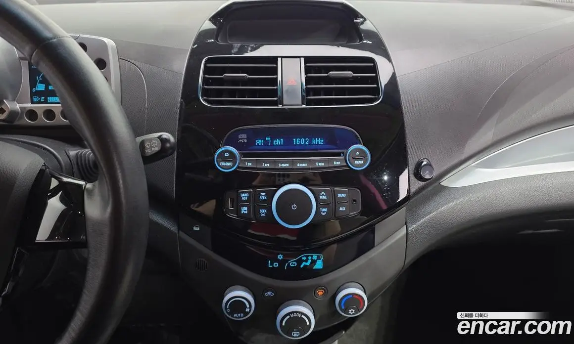 Chevrolet Spark 2012 1.0 автомат (гидро), фото 21
