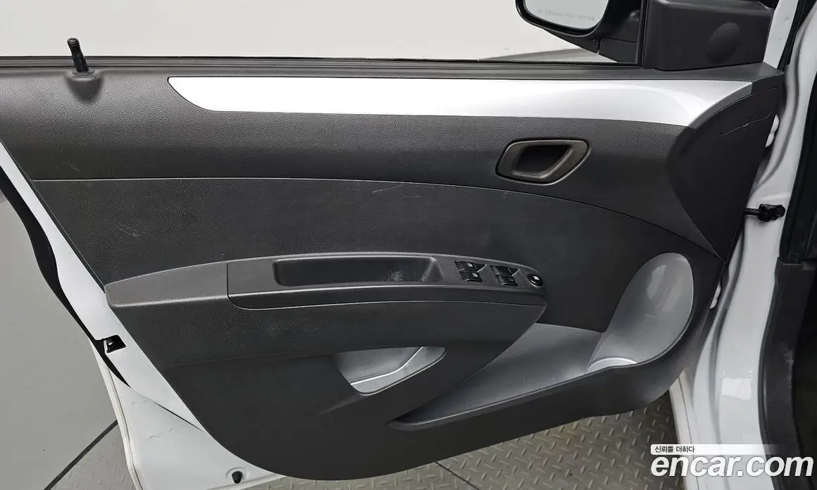 Chevrolet Spark 2012 1.0 автомат (гидро), фото 13