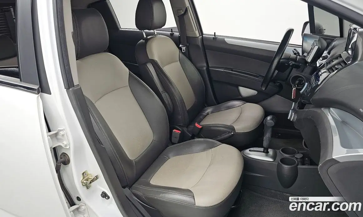 Chevrolet Spark 2012 1.0 автомат (гидро), фото 15