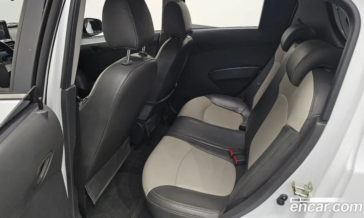Chevrolet Spark 2012 1.0 автомат (гидро), фото 16