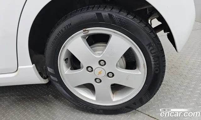 Chevrolet Spark 2012 1.0 автомат (гидро), миниатюра 6