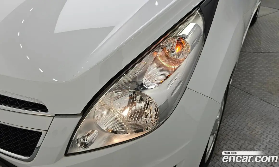 Chevrolet Spark 2012 1.0 автомат (гидро), фото 7