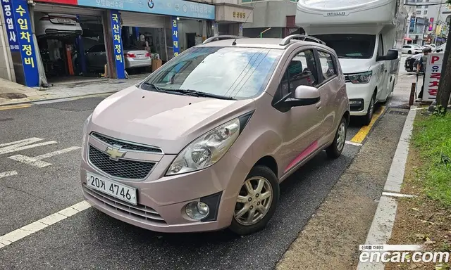 Chevrolet Spark 2012 1.0 автомат (гидро), миниатюра 1