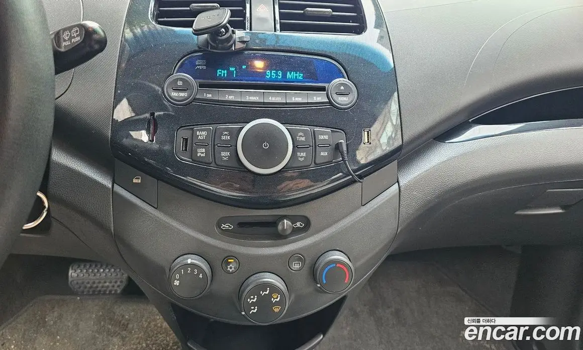 Chevrolet Spark 2012 1.0 автомат (гидро), фото 13
