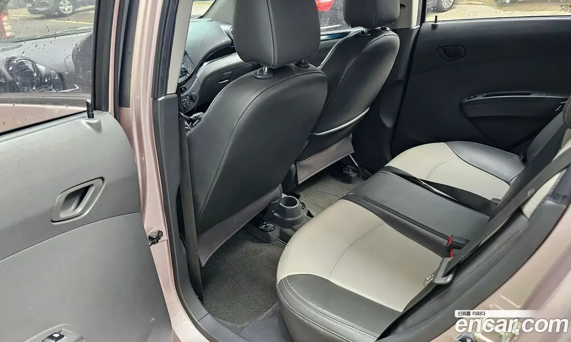 Chevrolet Spark 2012 1.0 автомат (гидро), фото 6