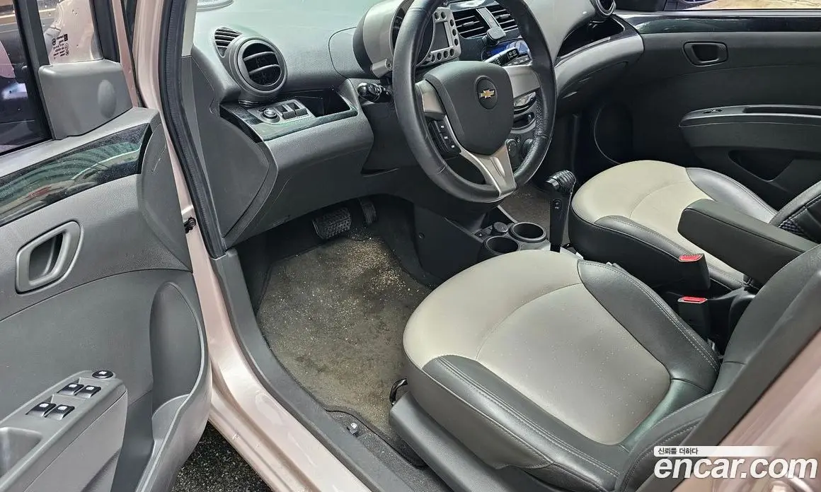 Chevrolet Spark 2012 1.0 автомат (гидро), фото 7