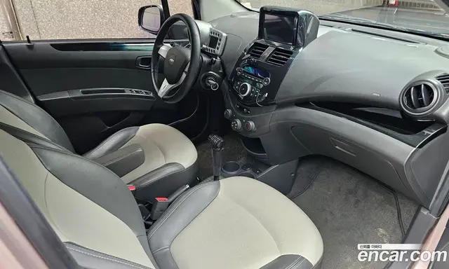 Chevrolet Spark 2012 1.0 автомат (гидро), миниатюра 8