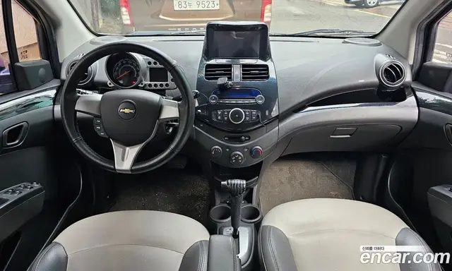 Chevrolet Spark 2012 1.0 автомат (гидро), миниатюра 9