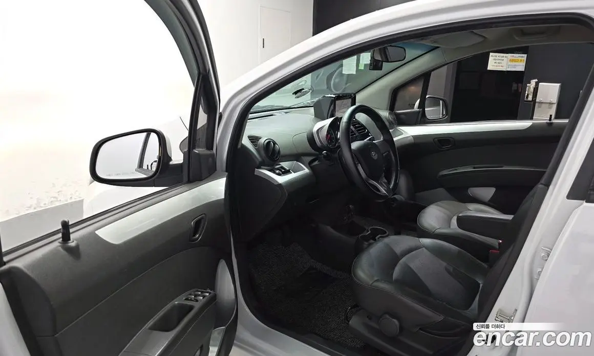 Chevrolet Spark 2014 1.0 автомат (гидро), фото 13