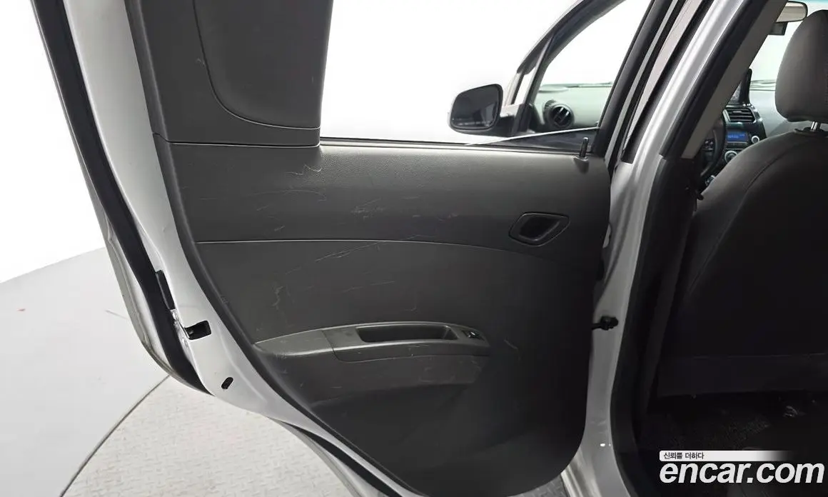 Chevrolet Spark 2014 1.0 автомат (гидро), фото 15