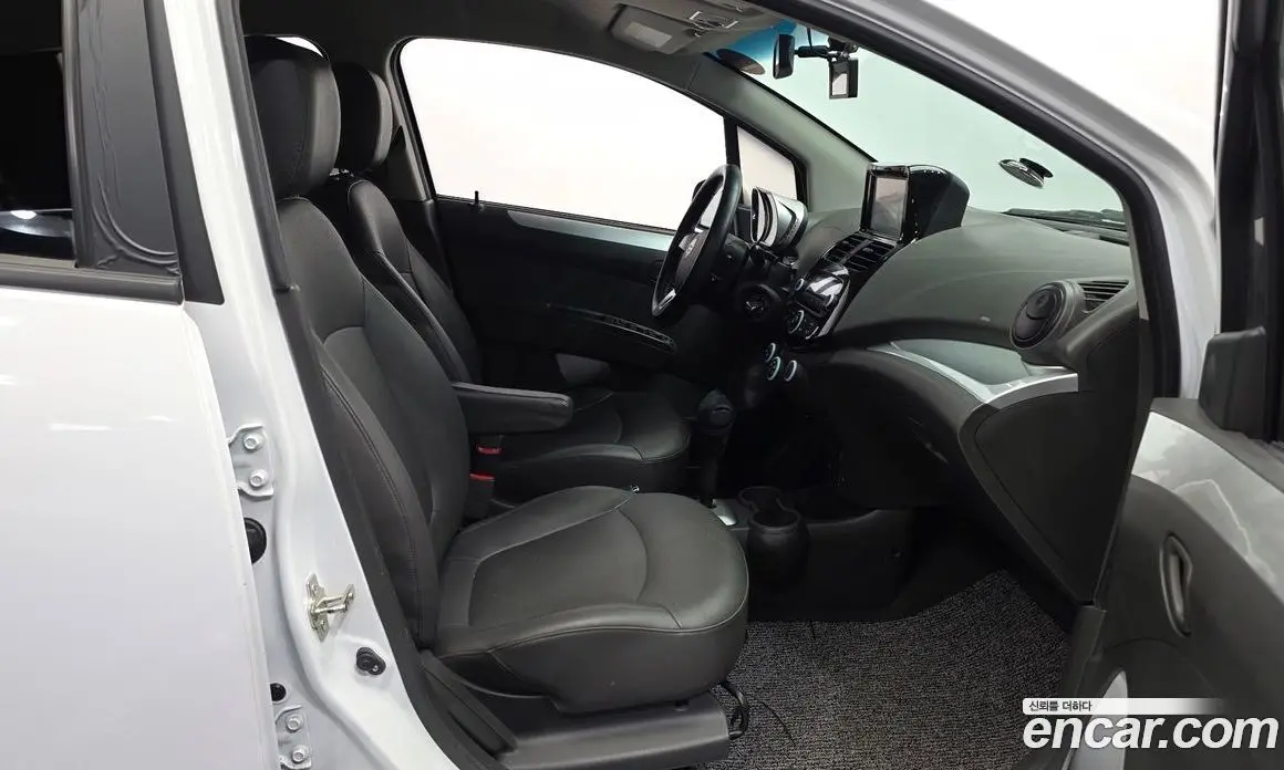 Chevrolet Spark 2014 1.0 автомат (гидро), фото 16