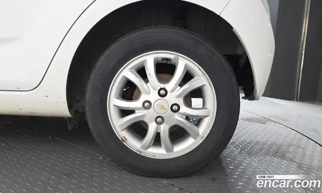 Chevrolet Spark 2014 1.0 автомат (гидро), миниатюра 7