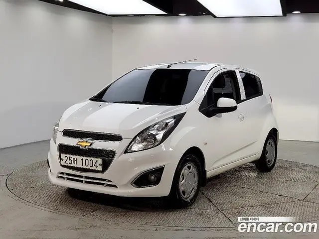 Chevrolet Spark 2014 1.0 автомат (гидро), миниатюра 1