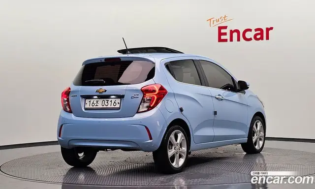Chevrolet Spark 2016 1.0 автомат (гидро), миниатюра 1