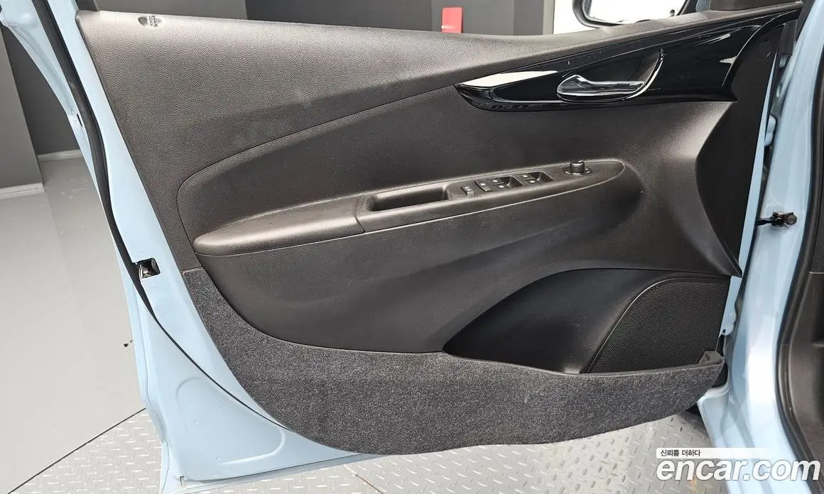 Chevrolet Spark 2016 1.0 автомат (гидро), фото 13