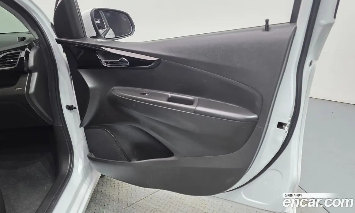 Chevrolet Spark 2018 1.0 автомат (гидро), фото 14