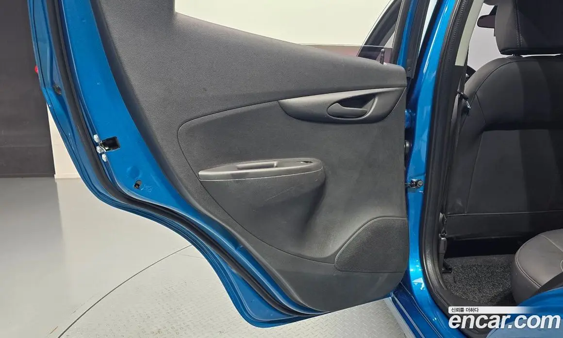 Chevrolet Spark 2019 1.0 автомат (гидро), фото 15
