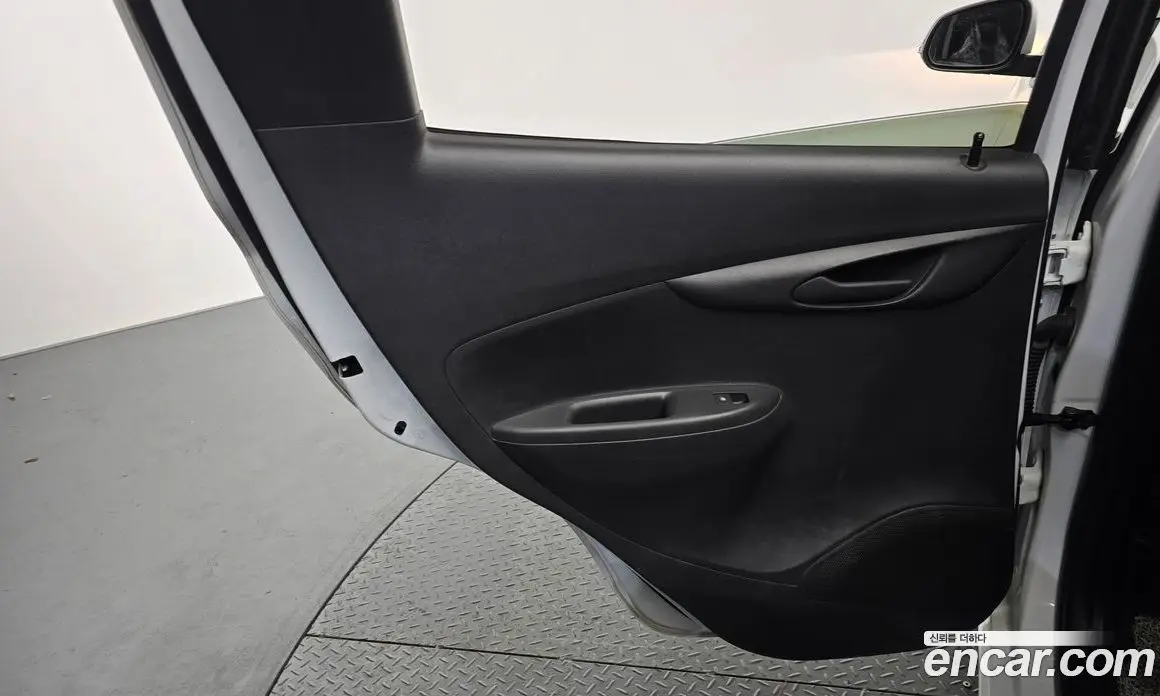 Chevrolet Spark 2020 1.0 автомат (гидро), фото 15