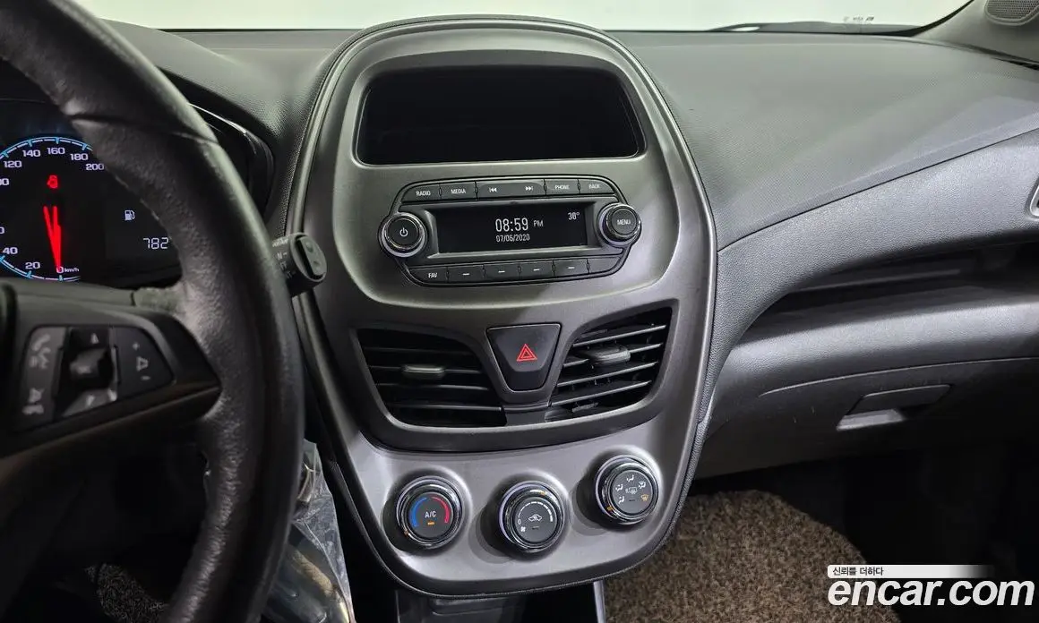 Chevrolet Spark 2020 1.0 автомат (гидро), фото 28