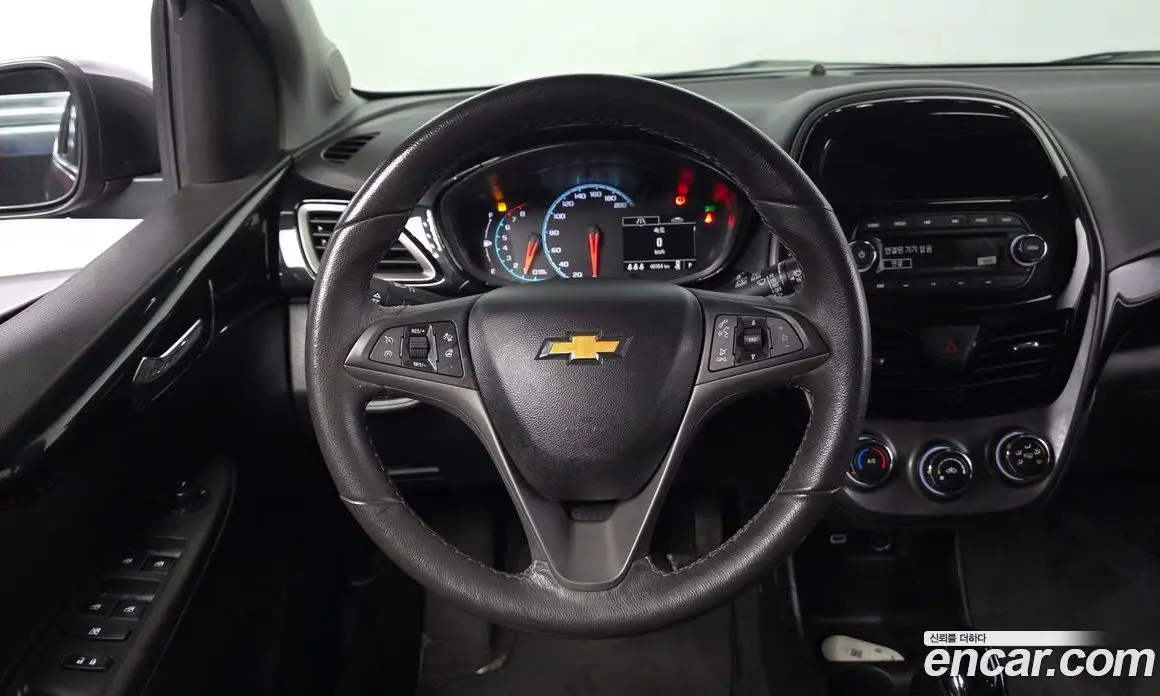 Chevrolet Spark 2022 1.0 автомат (гидро), фото 19