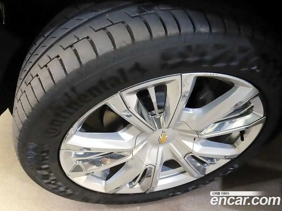 Chevrolet Tahoe 2022 6.2 автомат (гидро), фото 20