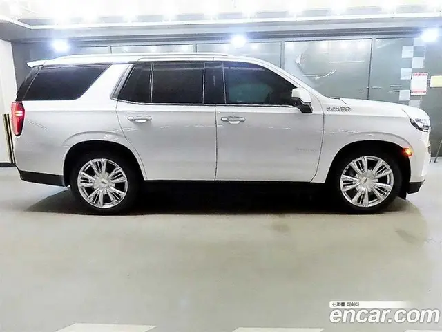Chevrolet Tahoe 2022 6.2 автомат (гидро), миниатюра 3