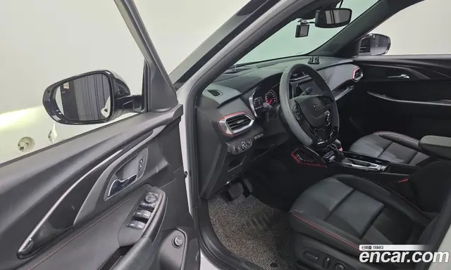 Chevrolet TrailBlazer 2023 1.3 автомат (гидро), миниатюра 12