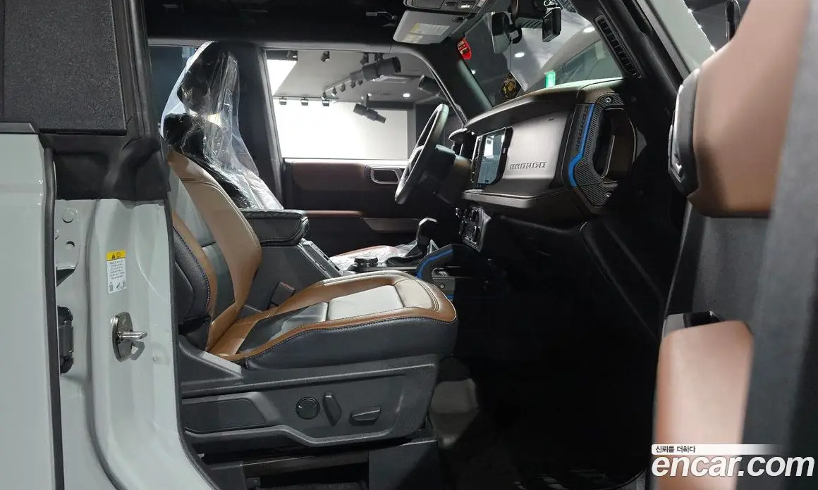 Ford Bronco 2023 2.7 автомат (гидро), фото 16