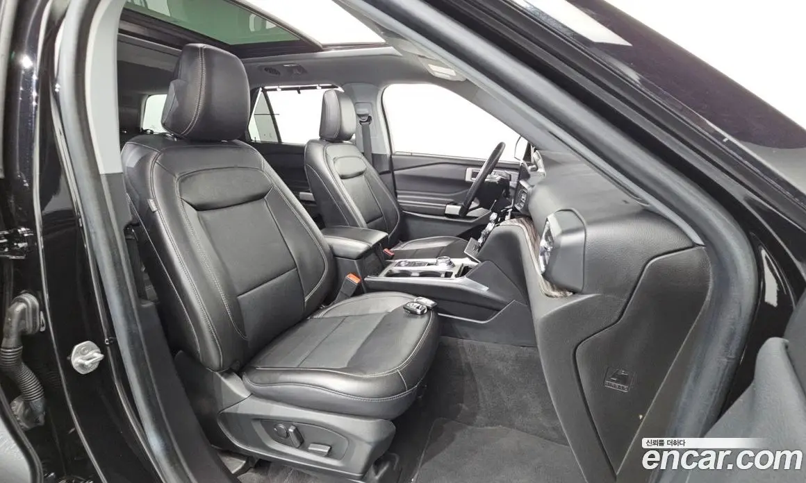 Ford Explorer 2022 2.3 автомат (гидро), фото 16