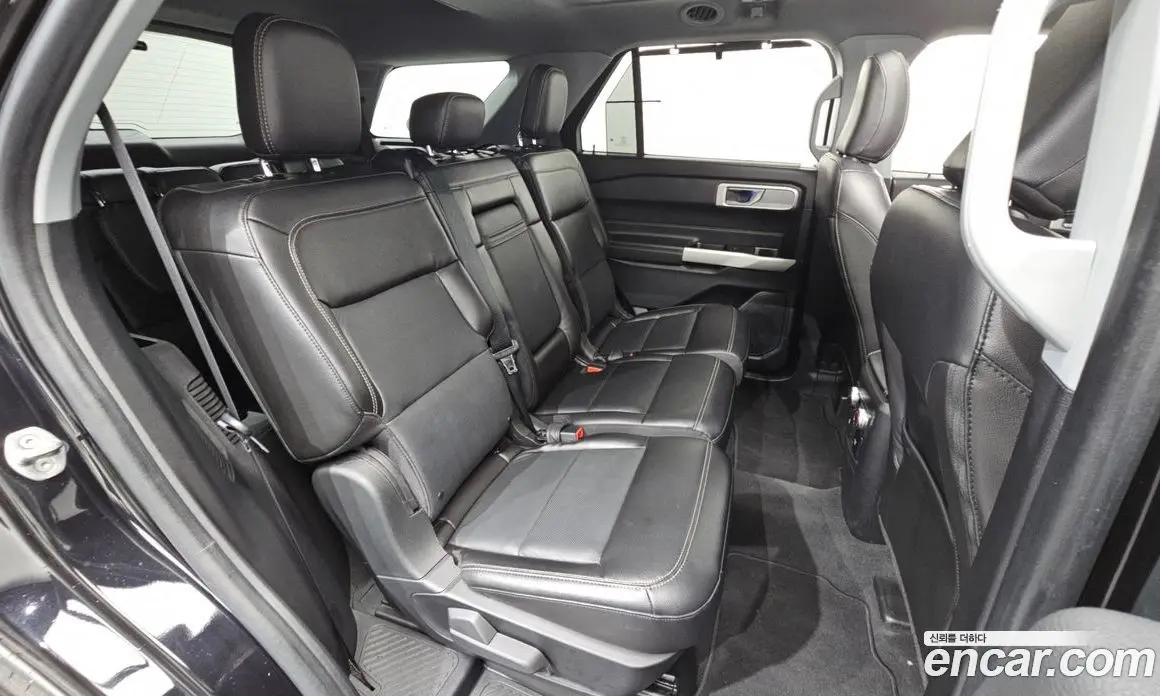 Ford Explorer 2022 2.3 автомат (гидро), фото 17