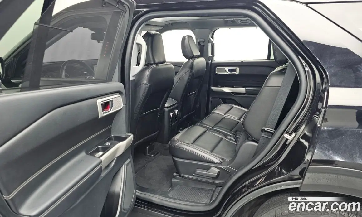 Ford Explorer 2022 2.3 автомат (гидро), фото 18