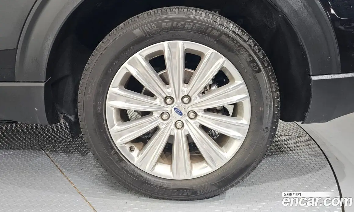 Ford Explorer 2022 2.3 автомат (гидро), фото 7