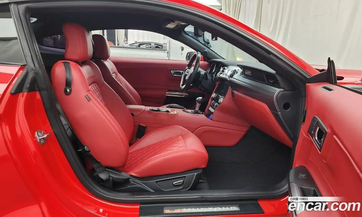 Ford Mustang 2015 2.3 автомат (гидро), фото 11