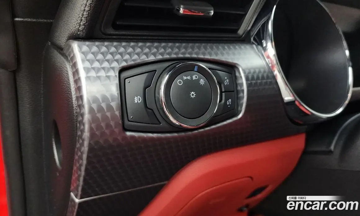 Ford Mustang 2015 2.3 автомат (гидро), фото 16