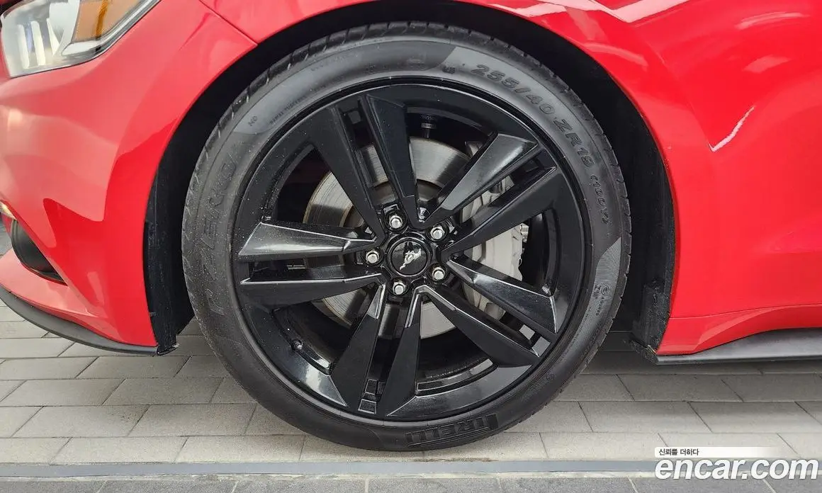 Ford Mustang 2015 2.3 автомат (гидро), фото 5