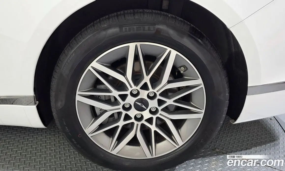 Genesis G80 2024 2.5 автомат (гидро), фото 7