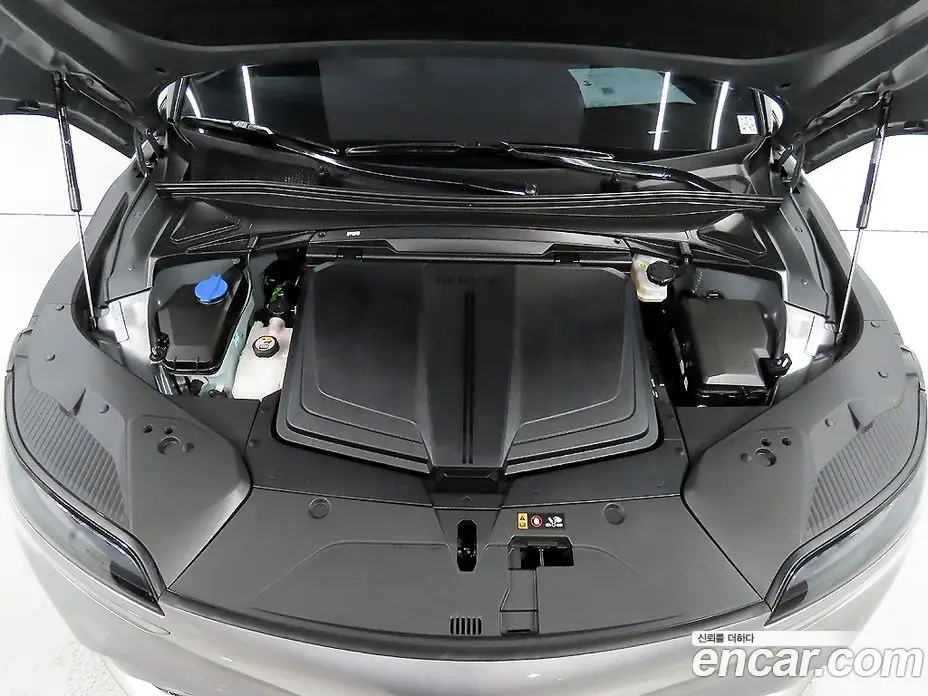 Genesis GV60 2022 0.1 автомат (гидро), фото 19