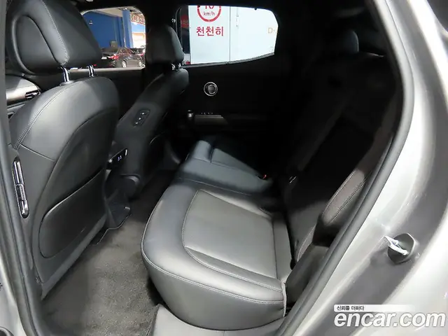 Genesis GV60 2022 0.1 автомат (гидро), миниатюра 7