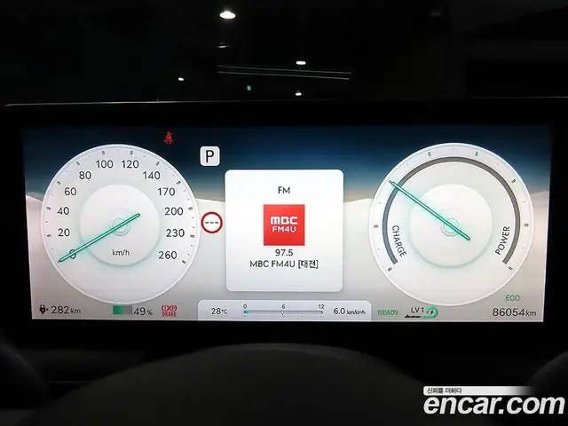 Genesis GV60 2022 0.1 автомат (гидро), миниатюра 8