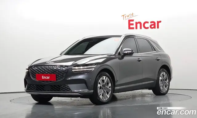 Genesis GV70 2022 0.1 автомат (гидро), миниатюра 1
